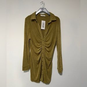 Button down shirt dress with shirred waist dress in large in celadon green.